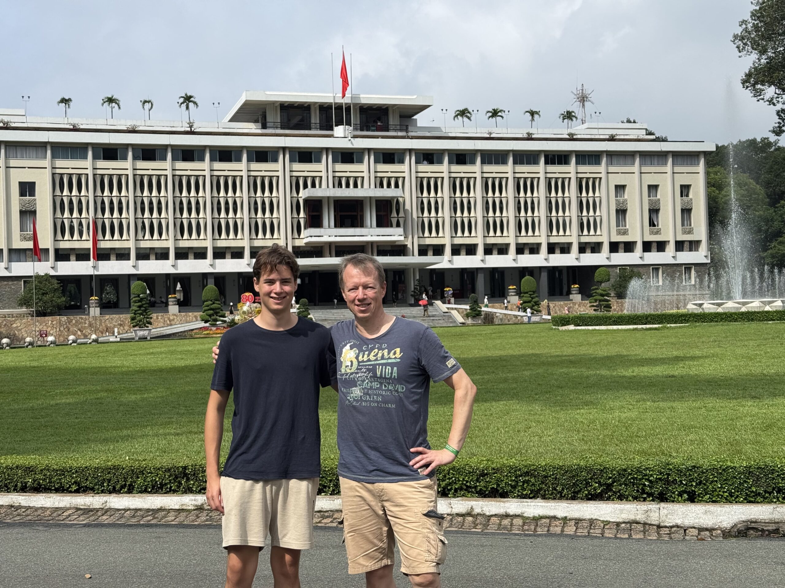 Saigon City Tour (Half Day)
